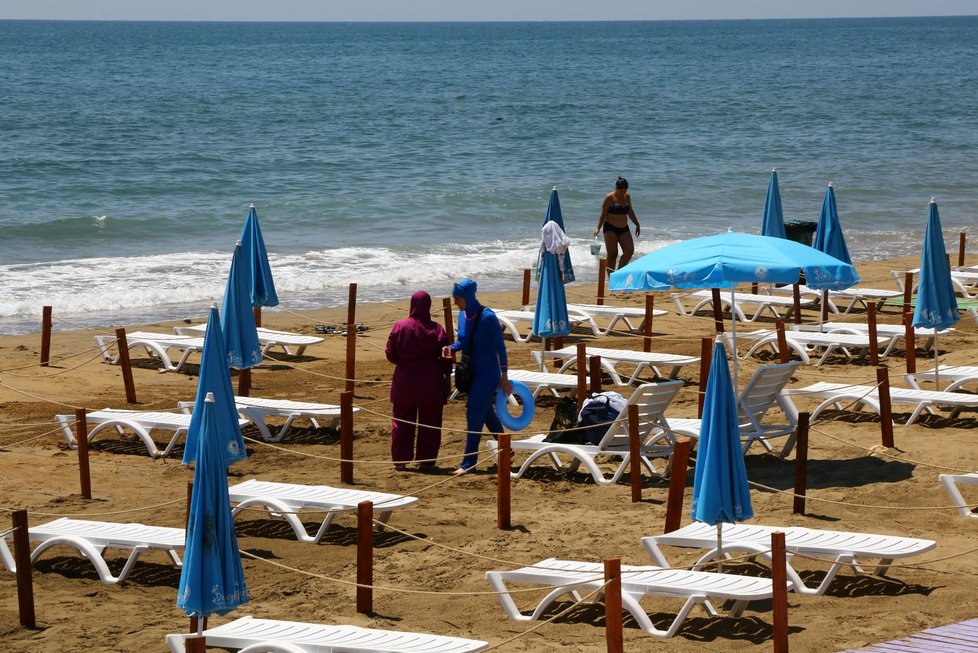 Pláže v Turecku za doby koronaviru (22. 6. 2020)