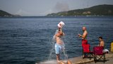 „Lidé jsou na plážích, dovolenou to nenarušuje.“ Cestovky hlásí zkrocení požárů v Turecku 