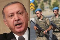 V Turecku končí po dvou letech výjimečný stav. Erdogan si ale otěže pevně podrží