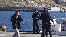 Turecká policie zabavila 2500 falešných vest, kvůli kterým se uprchlíci topí