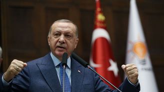 Odpůrci režimu, třeste se. Turecko zavádí přísnější regulaci sociálních sítí