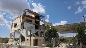 Dům, kde zemřel Vůdce teroristické organizace Islámský stát Husajn Husajní Kurajší.