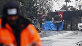 Útok na hudební klub v Turecku si vyžádal nejméně 39 obětí.