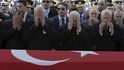 Turecko truchlí nad mrtvými vojáky