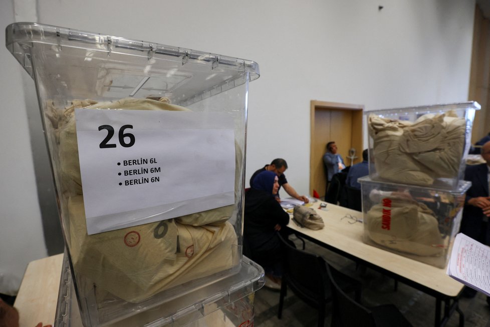 Volby v Turecku: Sčítání hlasů (14. 5. )