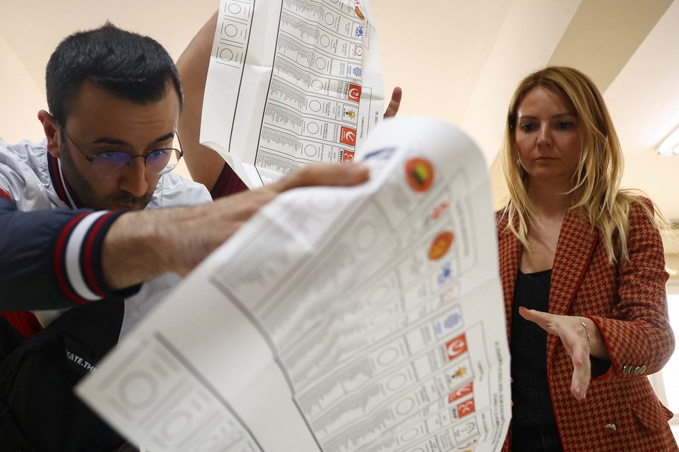 Volby v Turecku: Sčítání hlasů (14. 5. 2023)