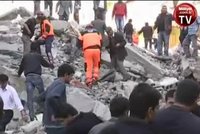 Turecko zasáhlo ničivé zemětřesení: Zemřelo až tisíc lidí!