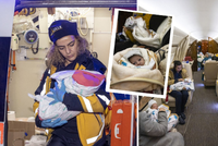 Šestnáct miminek osiřelo po zemětřesení: Nemluvňata vzali do bezpečí prezidentským letadlem