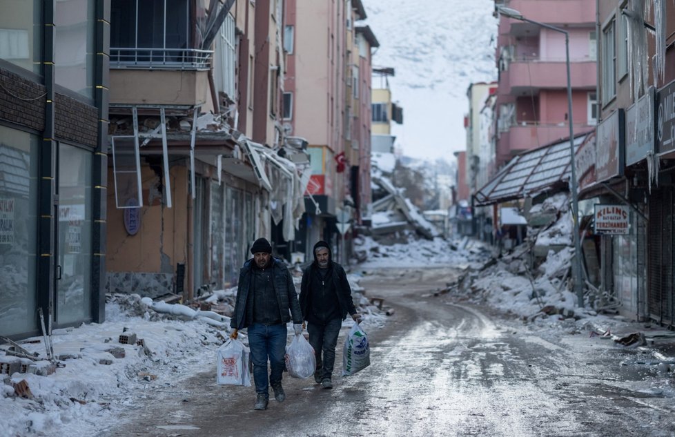 Následky zemětřesení v Turecku (14. 2. 2022)