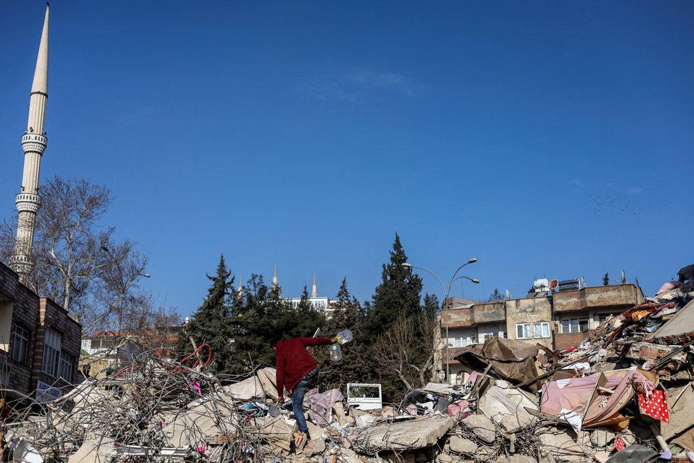 Následky ničivého zemětřesení v Turecku (únor 2022)