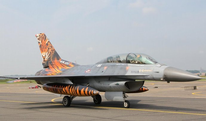 Turecký bojový letoun F-16