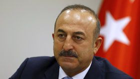 Turecký ministr zahraničí Mevlüt Çavuşoglu