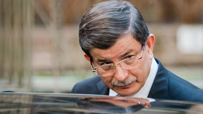 Turecký premiér Ahmet Davutoglu