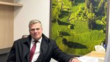 Funkci zmocněnce dal k dispozici, přesto Filip Turek dál úřaduje