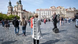 Čeští turisté-senioři šetří nejvíce z celé Evropské unie