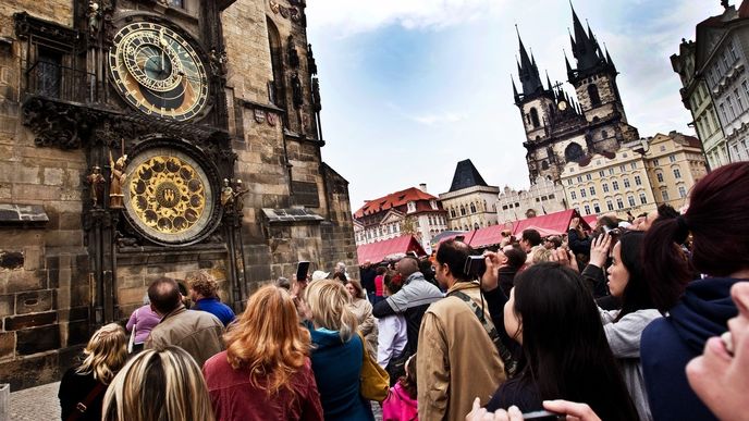 Turisté Praha