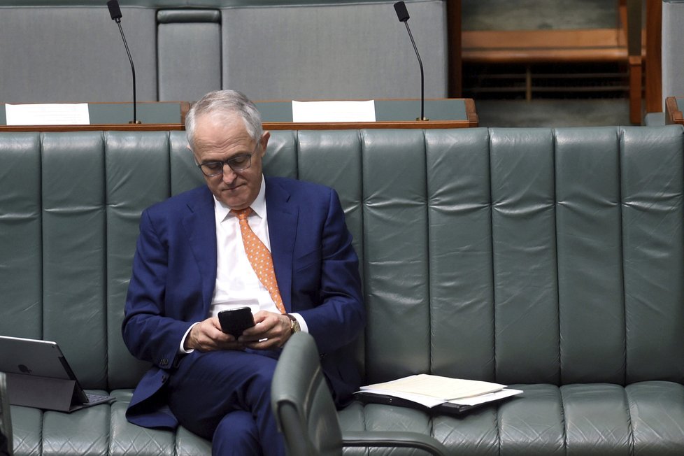 Australský premiér Malcolm Turnbull patřil k těm, kteří provinilého arcibiskupa vyzvali k rezignaci.