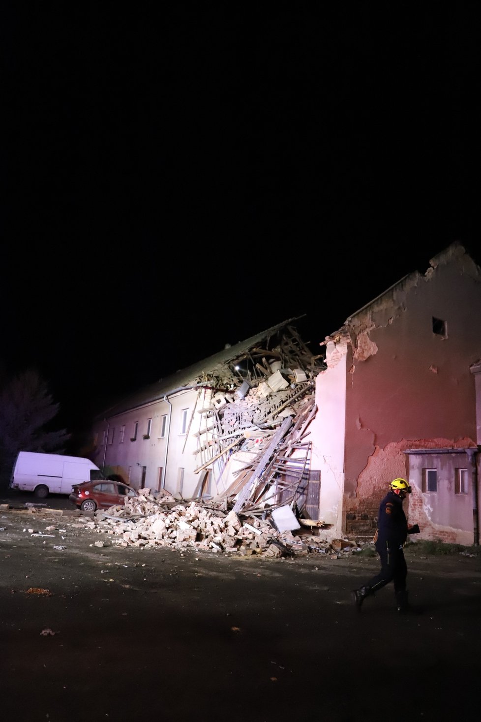 V Tursku u Prahy došlo k výbuchu v bytovém domě.