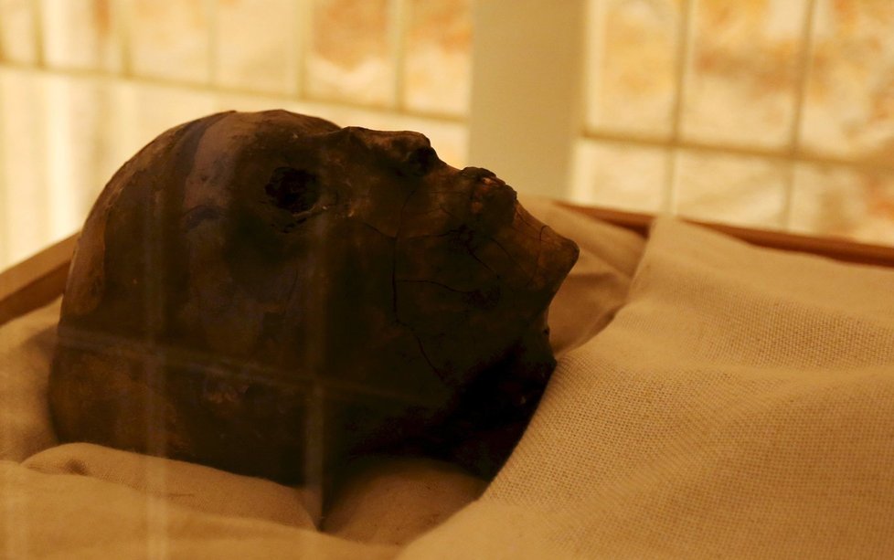 Dýka v Tutanchamonově hrobce: Materiál pochází z vesmíru, zjistili vědci