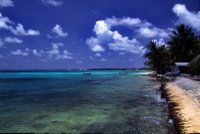 Tropický ostrov Tuvalu mizí v moři
