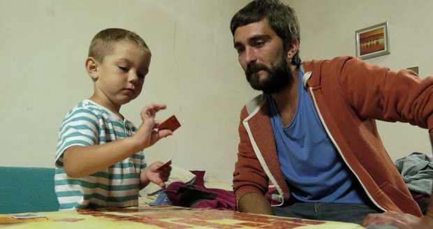 Mise Nový domov: Julián sám vychovává čtyřletého syna.