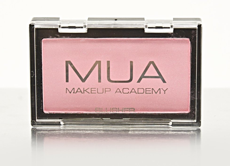 MUA Tvářenka odstín 01, 44 Kč, koupíte na www.makeupacademy.cz