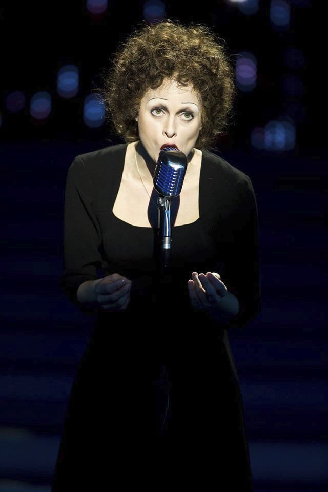 Hana Holišová jako česká Edith Piaf