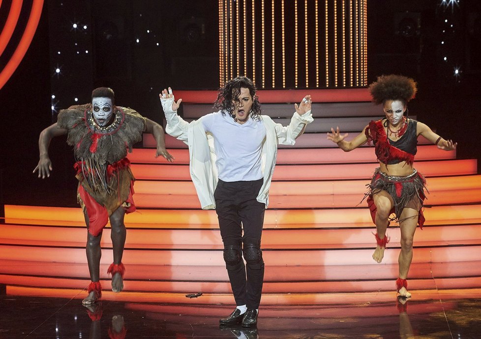 Milan Peroutka jako Michael Jackson