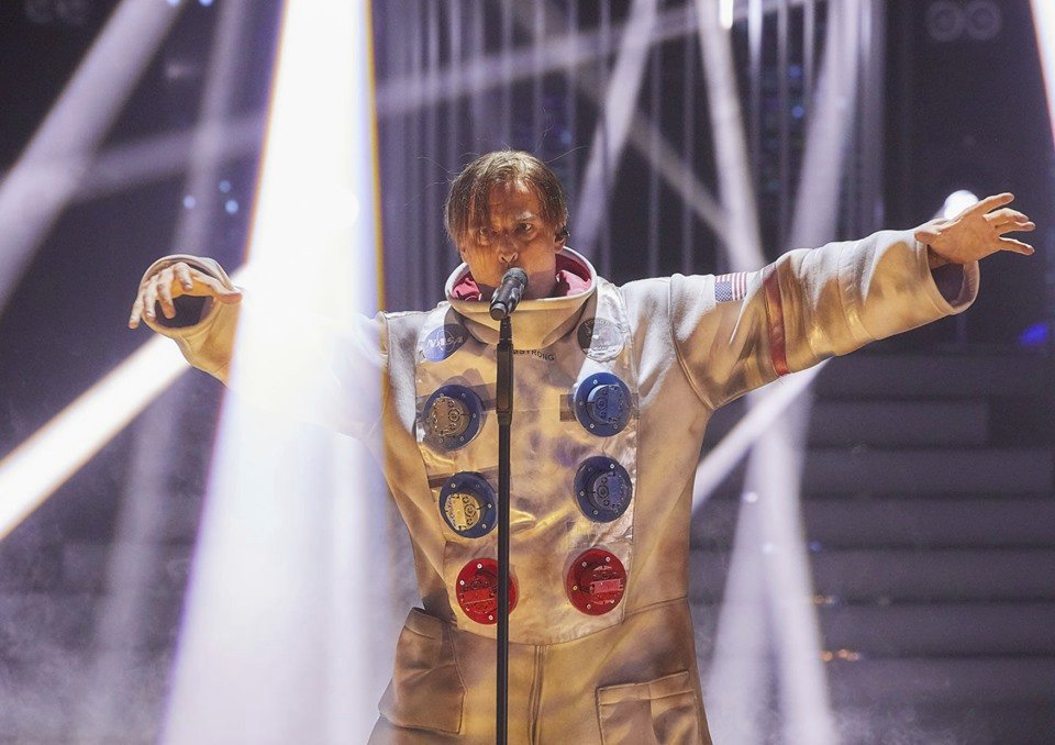 ​Roman Zach jako zpěvák skupiny Rammstein