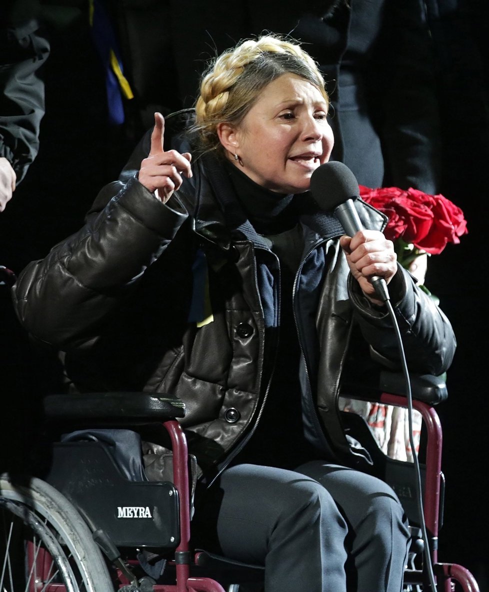 Julija Tymošenko na vozíku žádala Ukrajince, aby pokračovali v protestech