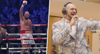 Světový šampion v boxu Fury šokuje: Přezpíval legendární píseň!