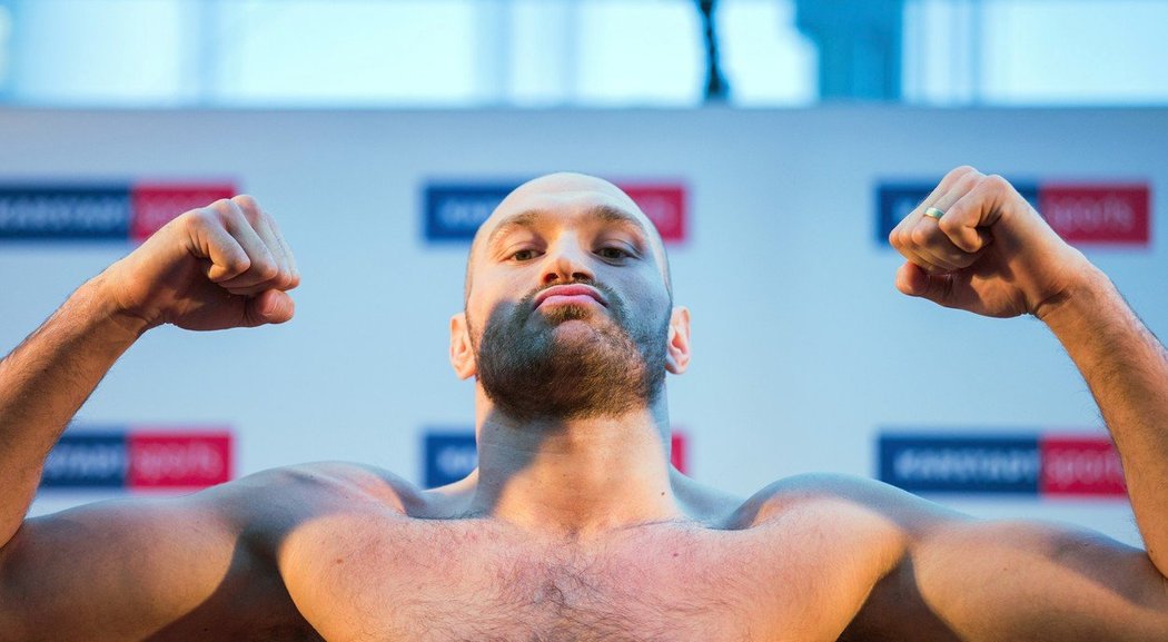 Šampion Tyson Fury míří do Prahy!