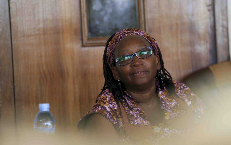 Ugandská aktivistka Stella Nyanziová u soudu.