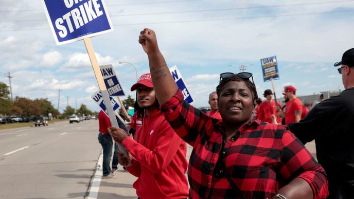 Stávka zaměstnanců amerických automobilek končí