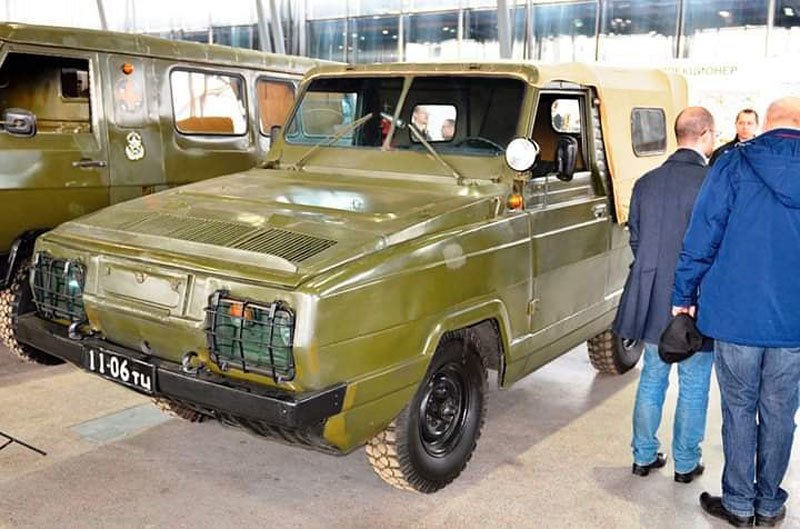 UAZ-3907