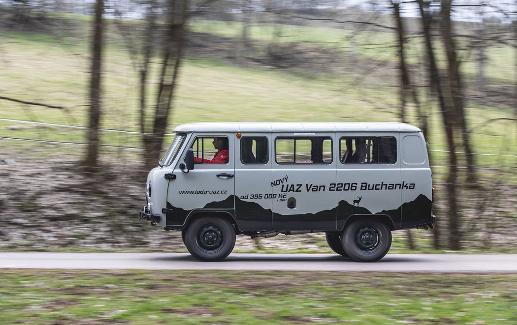 UAZ 2206 Buchanka