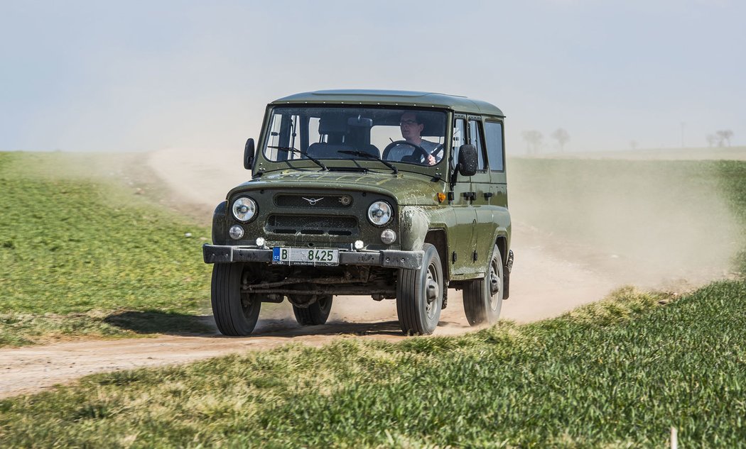 UAZ Hunter