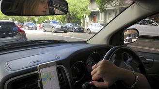 Uber se brzy může stát „zombie“ firmou, tvrdí FT. Podniků s problematickým obchodním modelem přibývá