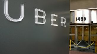 Uber má za dva roky v Praze čtvrt milionu registrovaných klientů