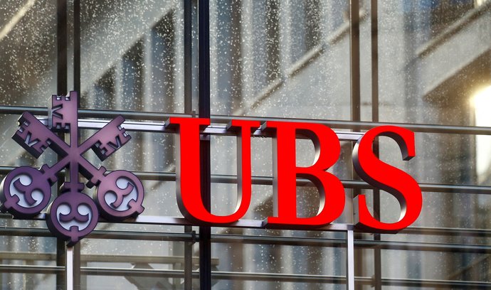 Švýcarská banka UBS urovná obvinění z podvodu, na pokutách zaplatí 1,4 miliardy dolarů