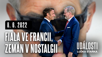 Zatímco si Fiala potřásá rukou se západem, Zeman to bere opět z opačného konce