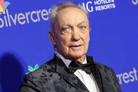 Zemřel herec Udo Kier (†81), hrál i v Nabarveném ptáčeti, byl hvězdou Varů