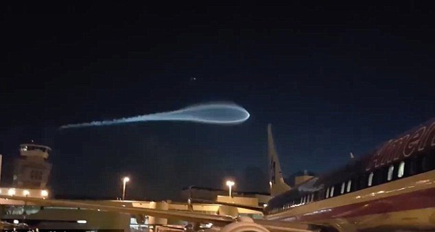 UFO nad Miami je velkou záhadou.
