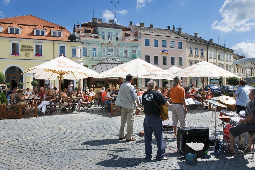 Zemřel bývalý starosta Uherského hradiště Tichavský.