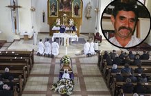 Pohřeb zednického mistra, oběti kata z Uherského Brodu: Co vzkázala vdova? 