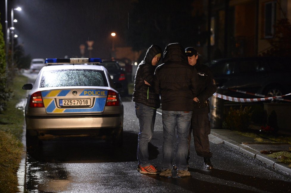 Manželka střelce z Uherského Brodu se zabarikádovala v bytě. Na místo musela vyrazit zásahovka