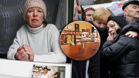 Smutek příbuzných a přátel obětí z restaurace v Uherském Brodě.