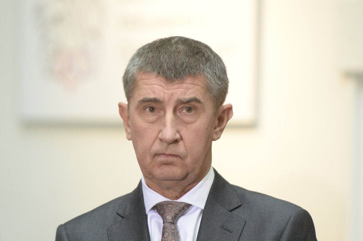 Andrej Babiš, předseda ANO: „Je to obrovská tragédie, na takové nejsme u nás zvyklí. Chci vyjádřit upřímnou soustrast všem pozůstalým. Je mi to moc líto.“