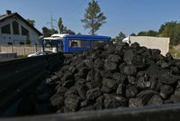 Černé zlato táhne: Kvůli energokrizi těží řada Poláků uhlí na vlastní pěst. Ilegálně