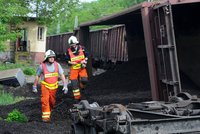 Vlak s uhlím se řítil mimo koleje: Škoda 110 milionů korun